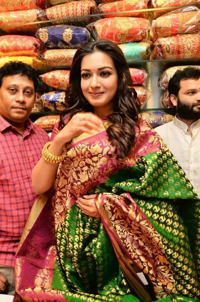 South Indian Girl Catherine Tresa launched KLM Fashion Mall